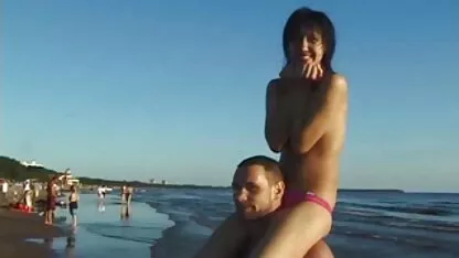 Tinejdžerski nudistički seksualni video