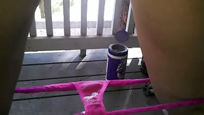 Šupak u javnosti u gaćicama bez videa