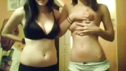 Emisija web kamera dvije djevojke