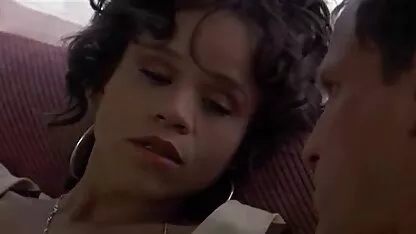 Poznate osobe ne skaču besplatno. Kompletna web lokacija sa besplatnim porno videom