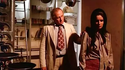 Stranac na orgije seks mokra maca