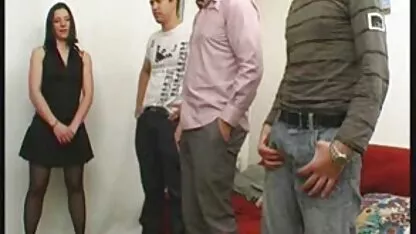 Francuska zrela hoodie gangbang mlada maca