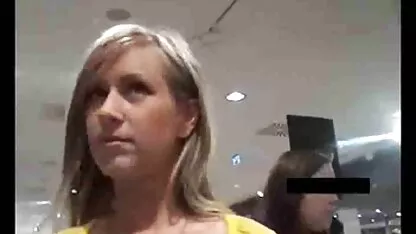 Seksi tinejdžeri i bazen besplatni seks video