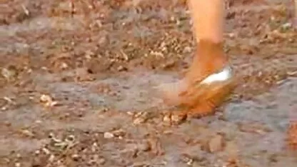 Srednjih godina, dlakav, maca