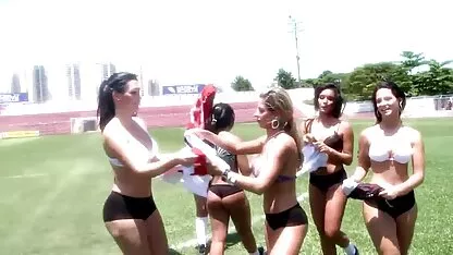 Učenica, učenica, amaterka, tinejdžerka, domaća radnica, nogomet